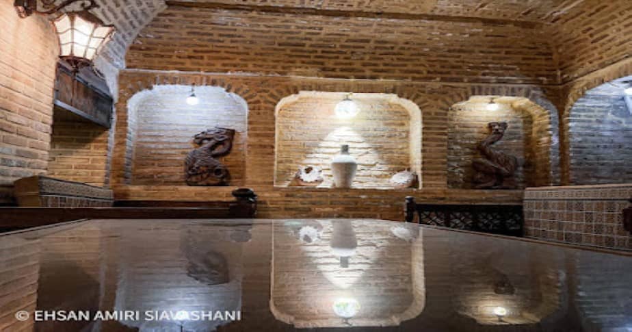 رستوران نون و نمک فخرالملوک از قدیمی‌ترین رستوران‌های تهران